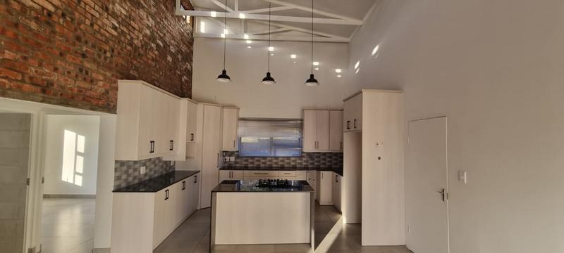 3 Bedroom Property for Sale in Dana Bay Western Cape